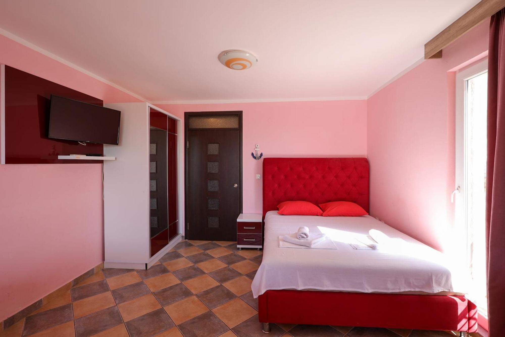 Athos Apartments Dobre Vode ドプラー・ヴォダ エクステリア 写真