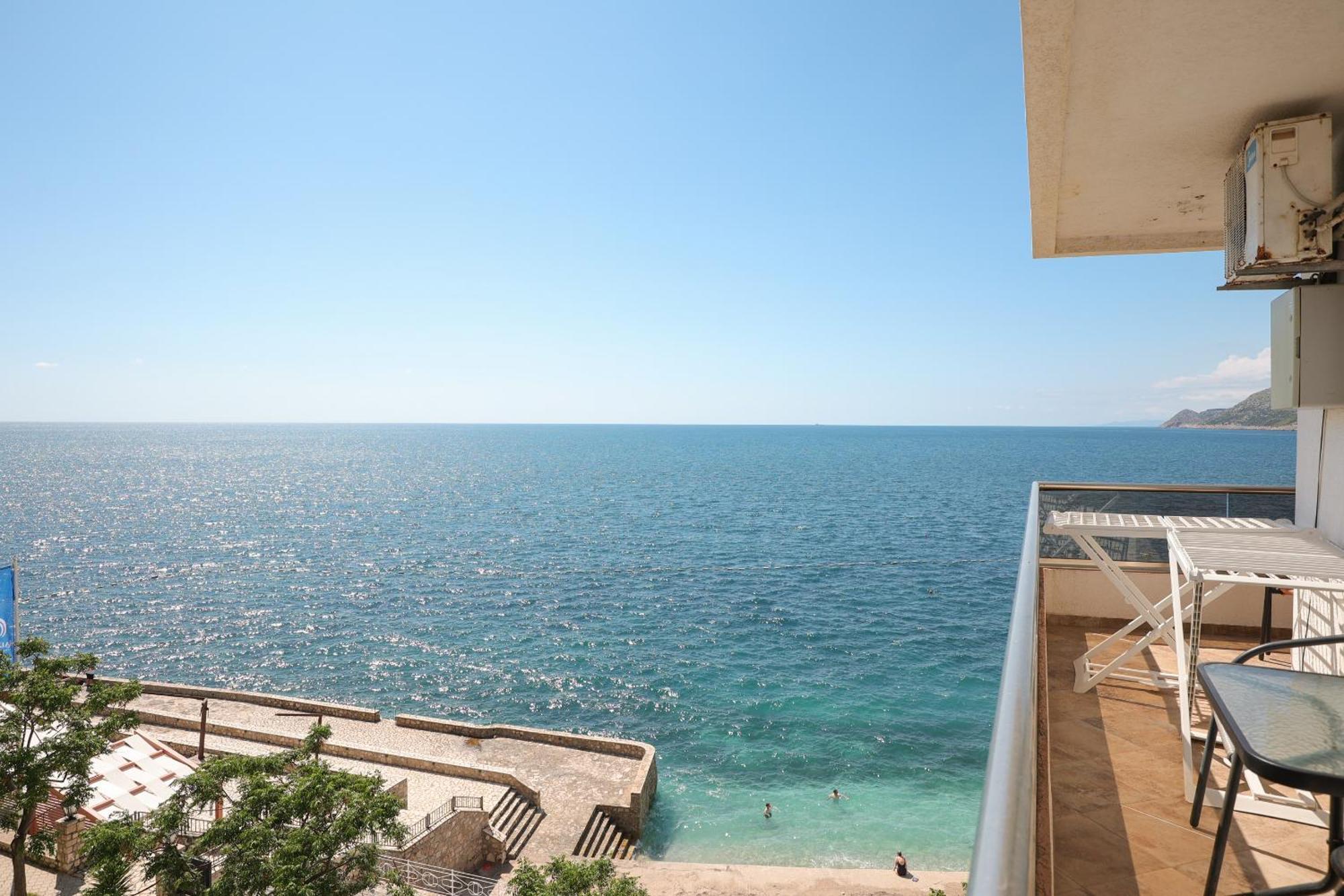Athos Apartments Dobre Vode ドプラー・ヴォダ エクステリア 写真
