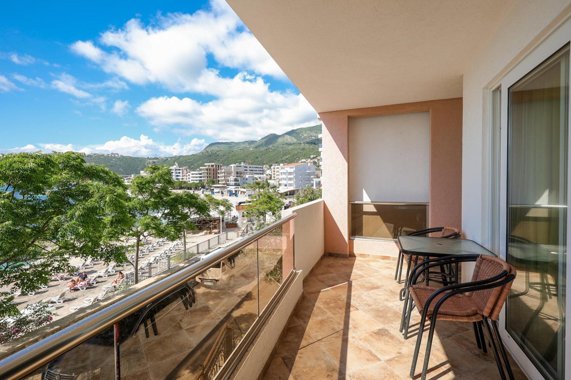 Athos Apartments Dobre Vode ドプラー・ヴォダ エクステリア 写真